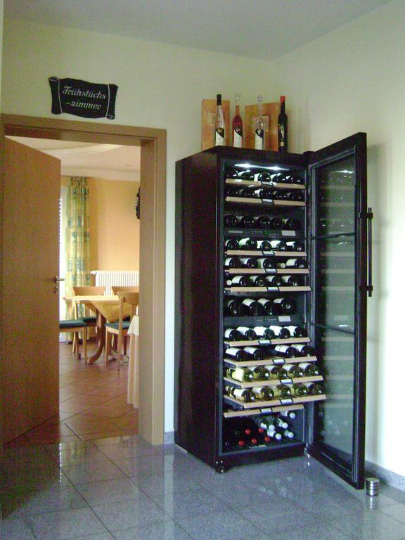 Wein- Und Gaestehaus Genetsch Lieser Extérieur photo